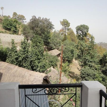 Om Mountain Resort Mukteshwar Esterno foto